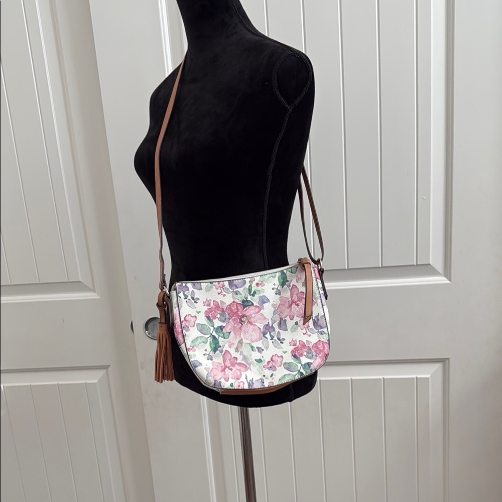 Bueno Floral White and Pink Crossbody Bag